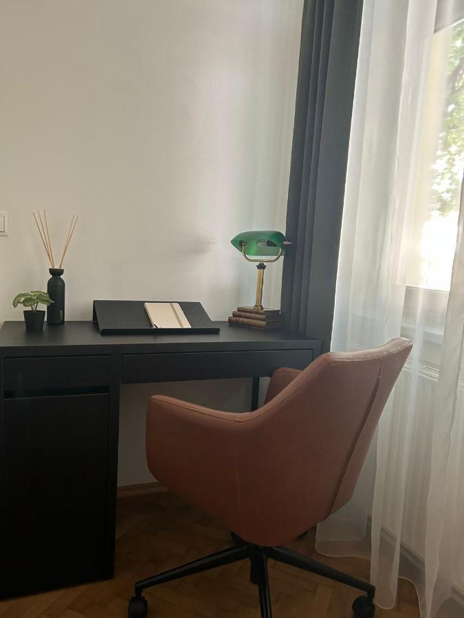 Apartment 5 Min Schoenbrunn Gloriette, Direct To City Center, Free Parking Viyana Dış mekan fotoğraf