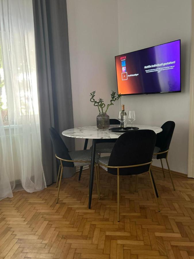 Apartment 5 Min Schoenbrunn Gloriette, Direct To City Center, Free Parking Viyana Dış mekan fotoğraf